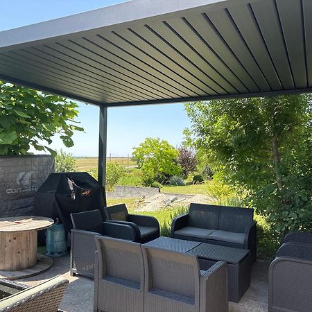 Petite Maison En Pleine Campagne Labastide-Gabausse Εξωτερικό φωτογραφία