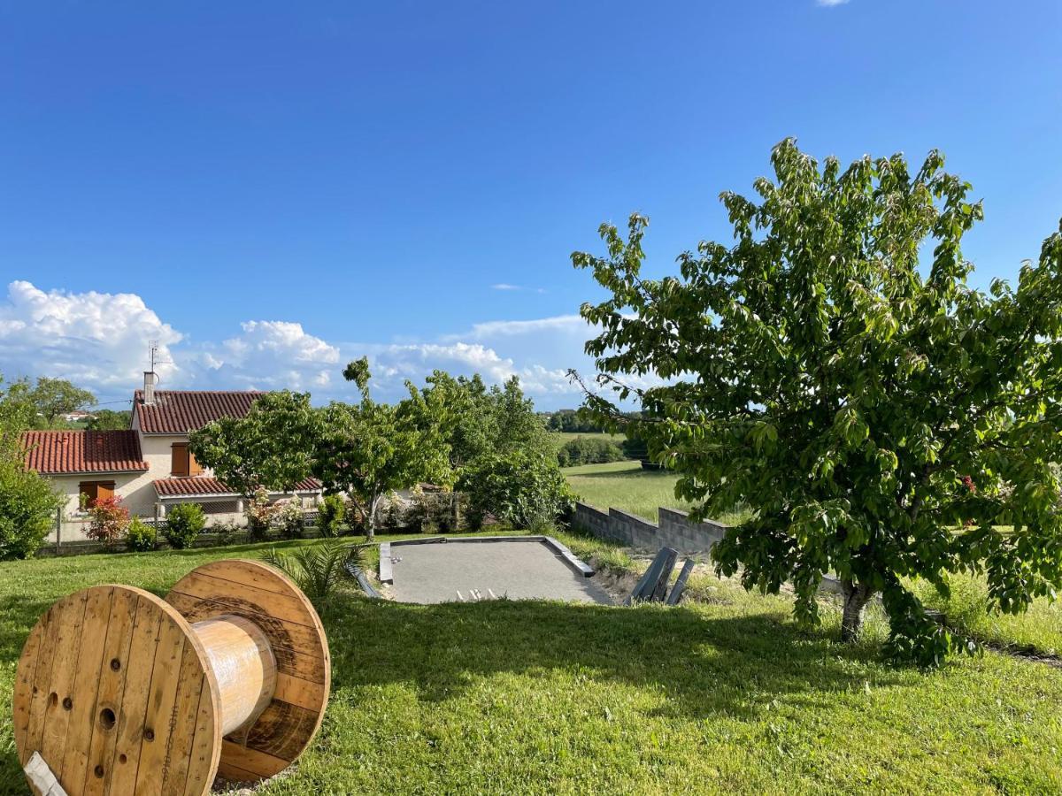 Petite Maison En Pleine Campagne Labastide-Gabausse Εξωτερικό φωτογραφία